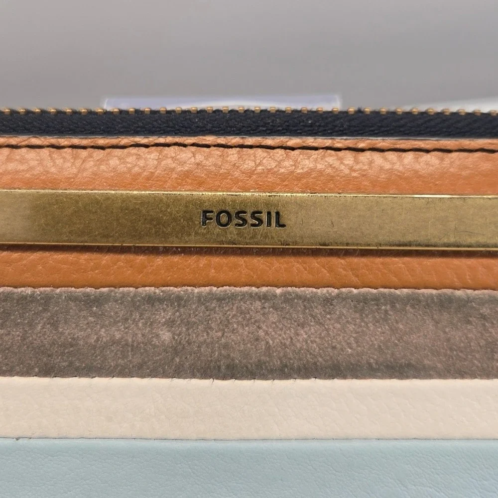 Fossil Liza Leather Zip Around Clutch Wallet Multicolor Stripe Organizer Neutral